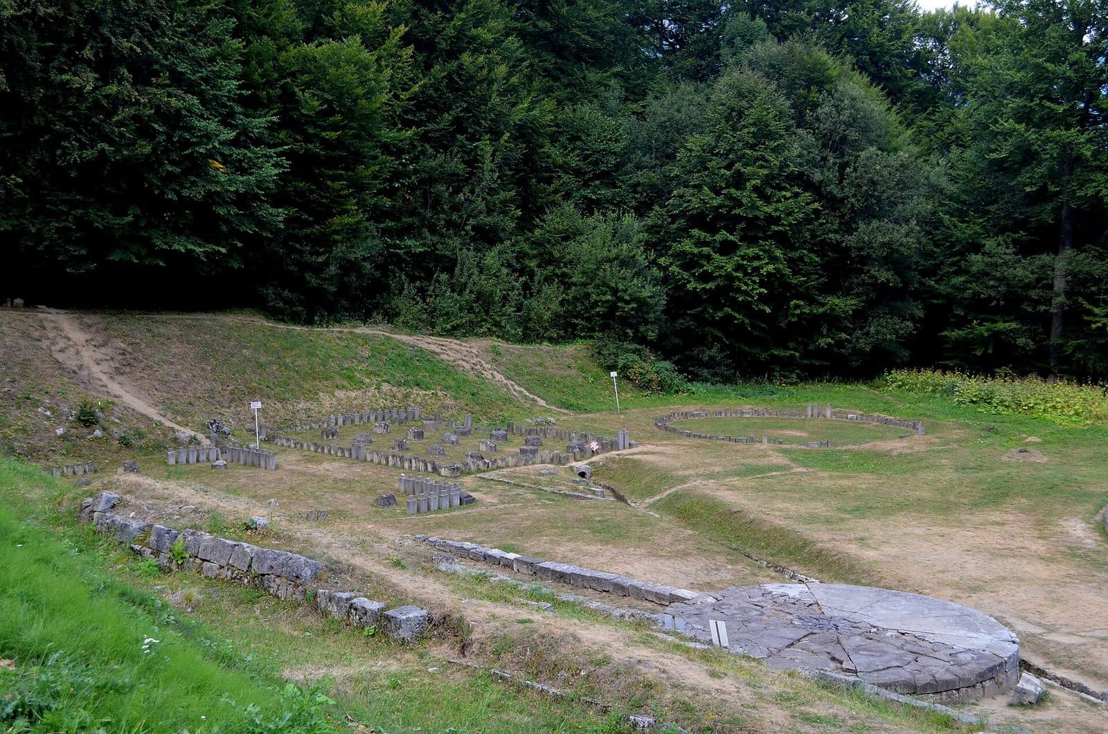 Sarmizegetusa Regia: The Mountain Where Kings Spoke to Gods